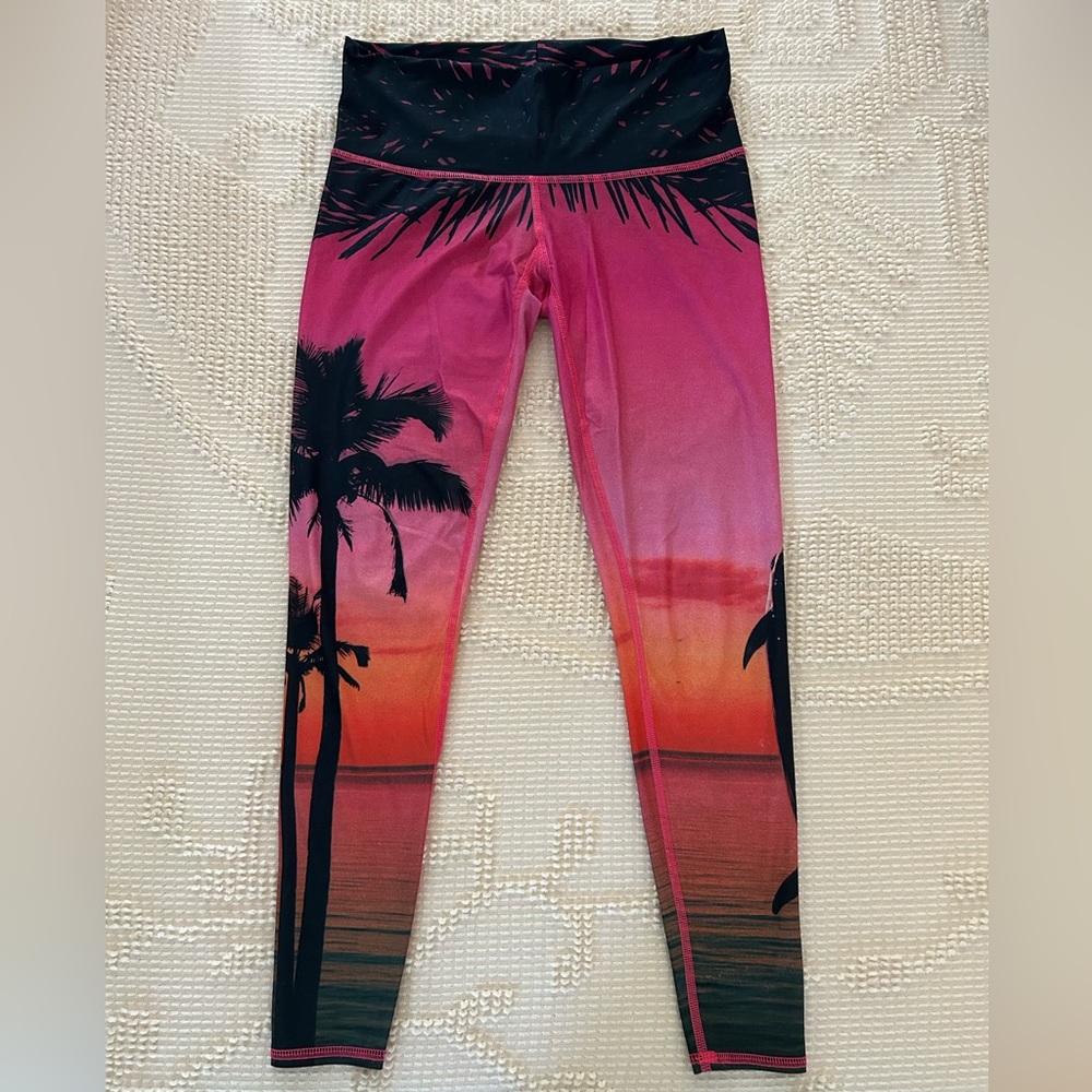 Teeki Dolphin Leggings